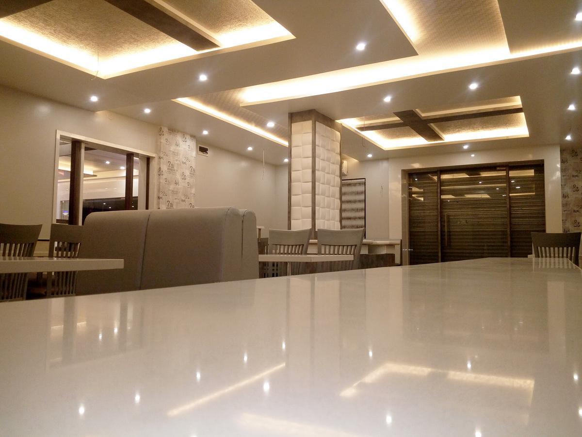 Hotel Pushpak Park Osmanabad Zewnętrze zdjęcie