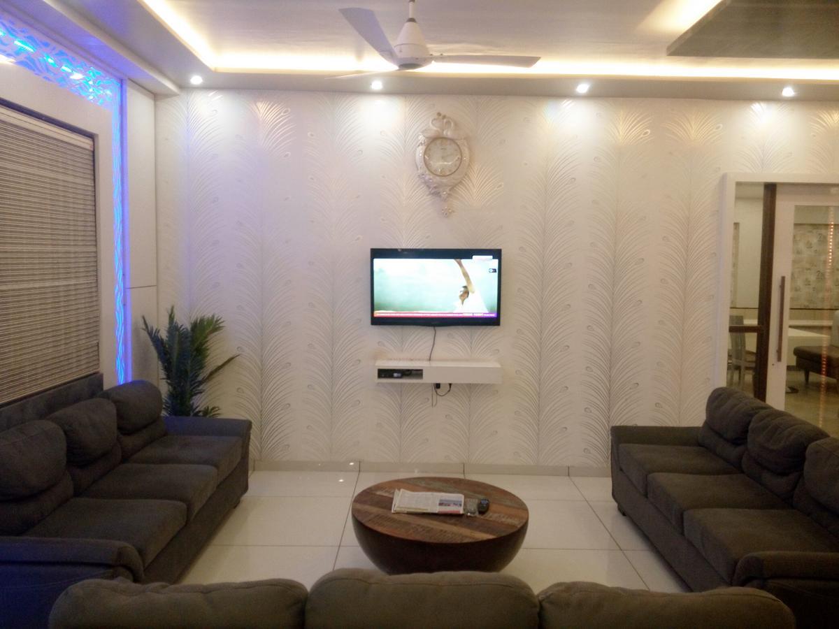 Hotel Pushpak Park Osmanabad Zewnętrze zdjęcie